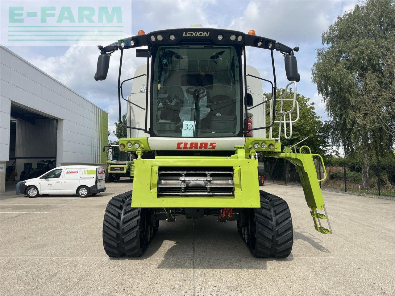 CLAAS LEXION 760 TT - Зърнокомбайн: снимка 2 CLAAS LEXION 760 TT - Зърнокомбайн: снимка 2