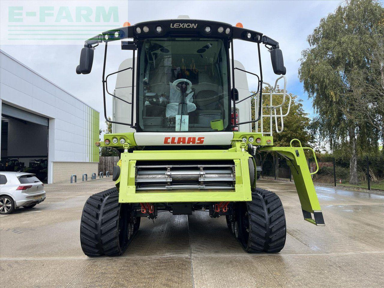 CLAAS LEXION 770 TT - Зърнокомбайн: снимка 2 CLAAS LEXION 770 TT - Зърнокомбайн: снимка 2