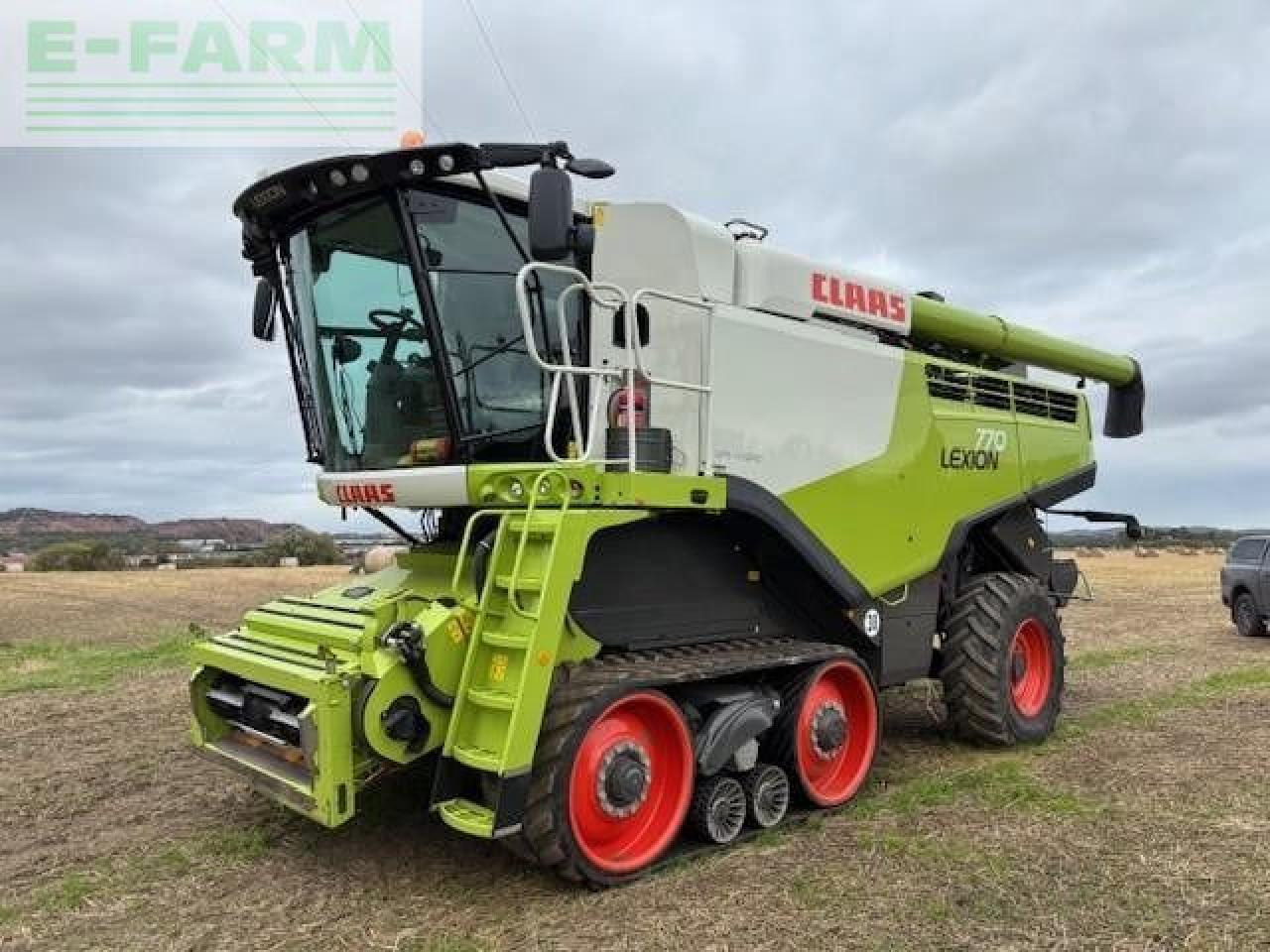 CLAAS LEXION 770 TT - Зърнокомбайн: снимка 1 CLAAS LEXION 770 TT - Зърнокомбайн: снимка 1