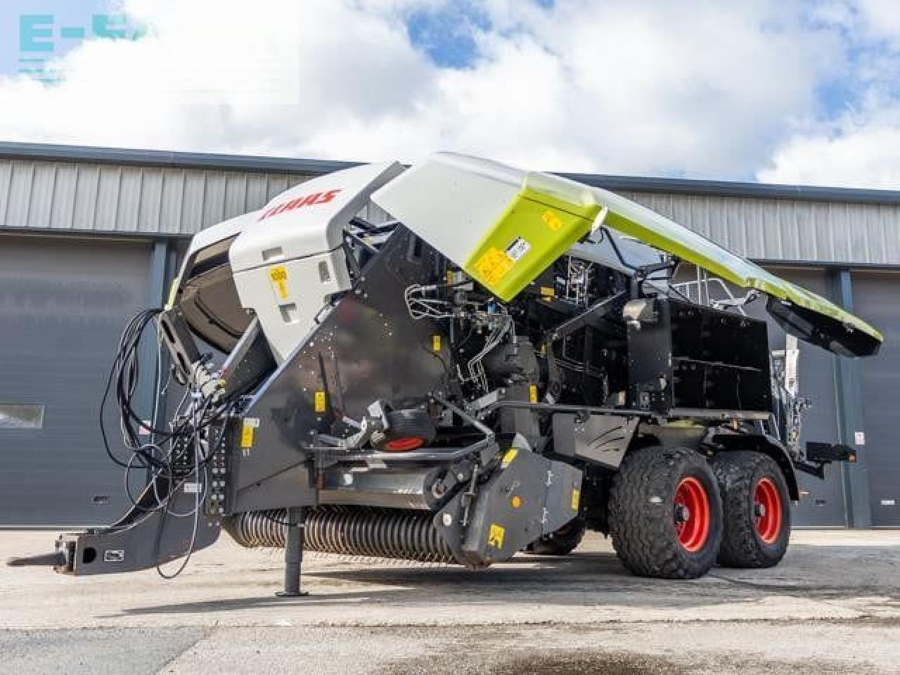 CLAAS QUADRANT 5200 RC - Сламопреса за квадратни бали: снимка 3 CLAAS QUADRANT 5200 RC - Сламопреса за квадратни бали: снимка 3