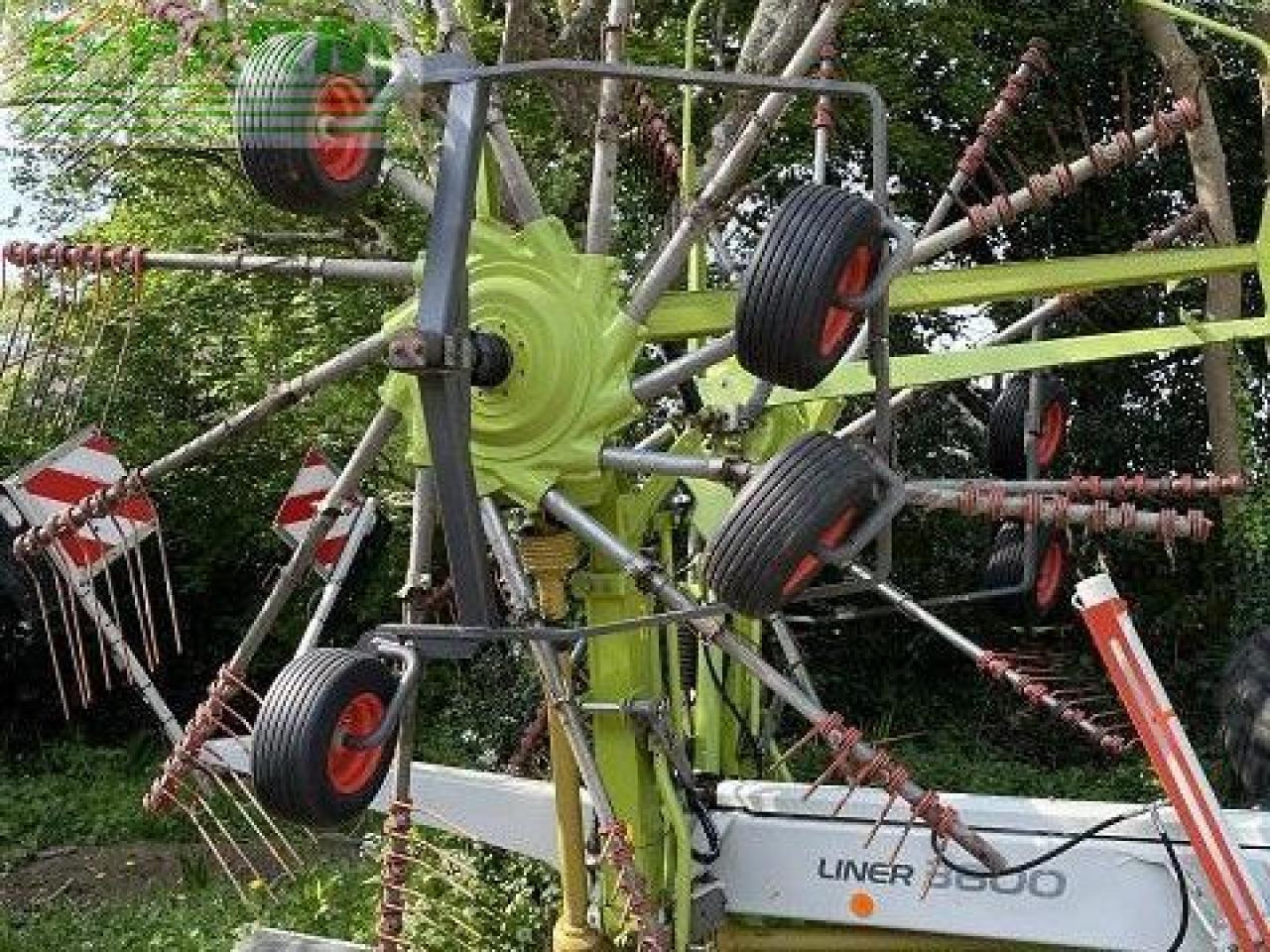 CLAAS USED LINER 3600 - Гребло/ Сенообръщачка: снимка 4 CLAAS USED LINER 3600 - Гребло/ Сенообръщачка: снимка 4