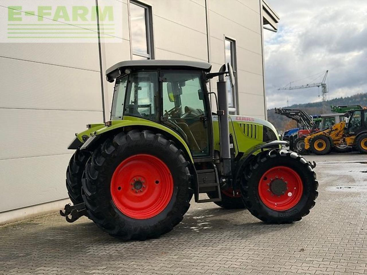 CLAAS ares 577 - Трактор: снимка 4 CLAAS ares 577 - Трактор: снимка 4