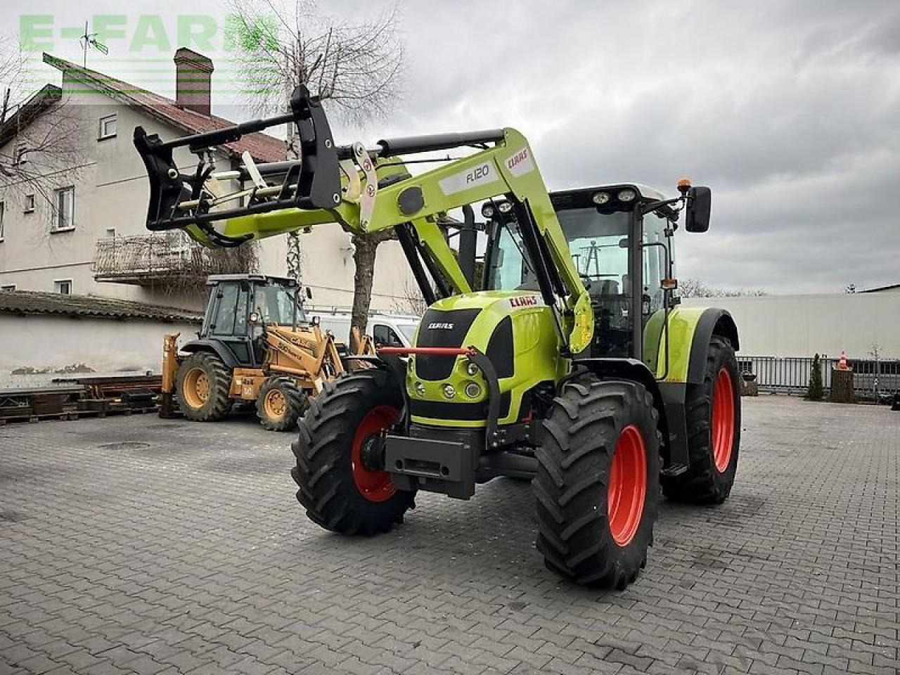 CLAAS ares 617 atz + claas fl120 ATZ - Трактор: снимка 2 CLAAS ares 617 atz + claas fl120 ATZ - Трактор: снимка 2