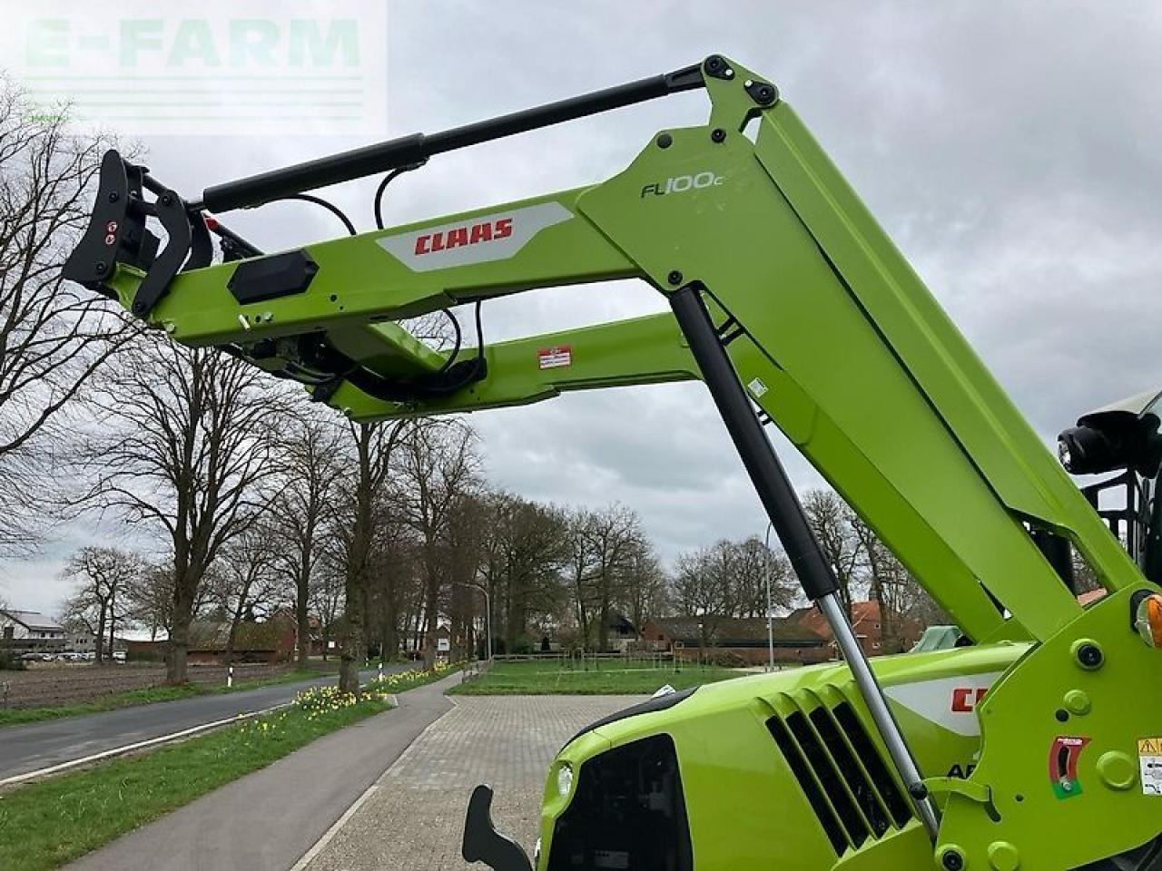 CLAAS arion 420 advanced - Трактор: снимка 5 CLAAS arion 420 advanced - Трактор: снимка 5