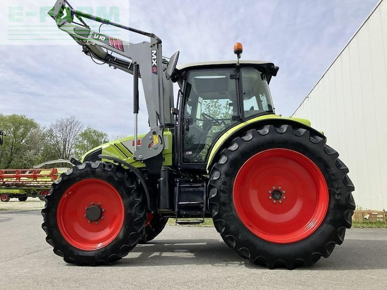 CLAAS arion 420 cis mit fl mx u10 - Трактор: снимка 1 CLAAS arion 420 cis mit fl mx u10 - Трактор: снимка 1
