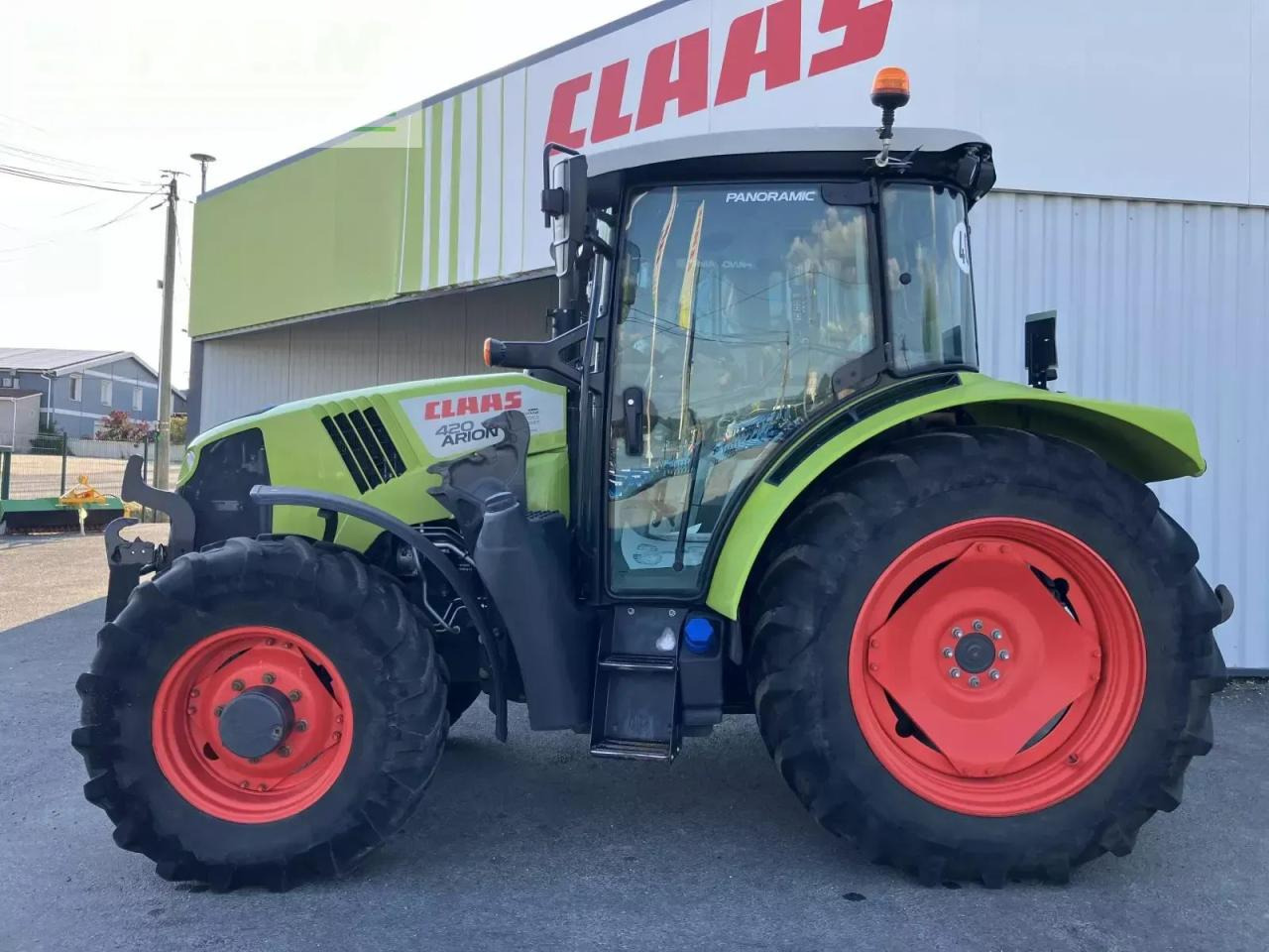 CLAAS arion 420 panoramic + batis - Трактор: снимка 2 CLAAS arion 420 panoramic + batis - Трактор: снимка 2