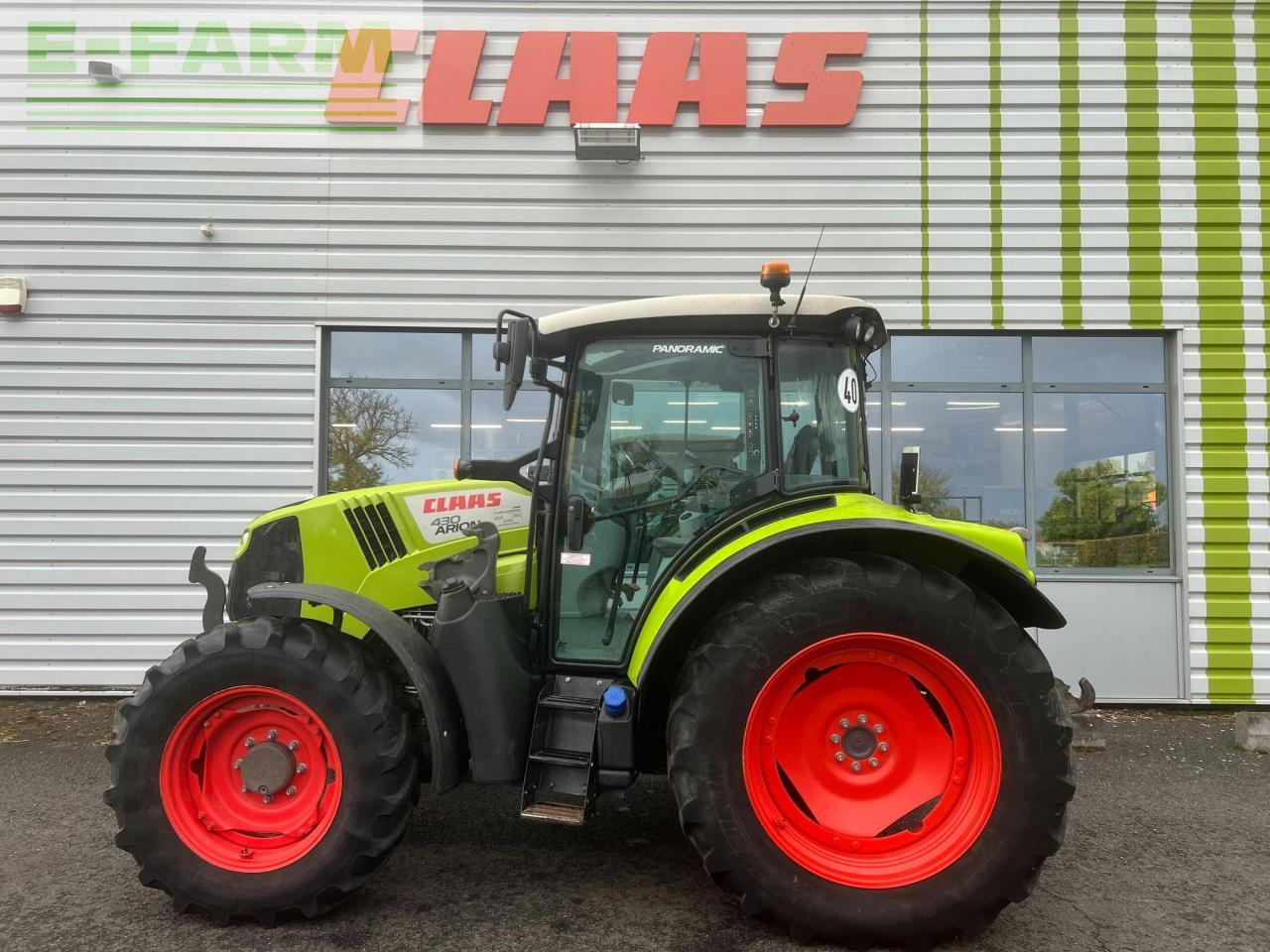 CLAAS arion 430 sur mesure - Трактор: снимка 4 CLAAS arion 430 sur mesure - Трактор: снимка 4