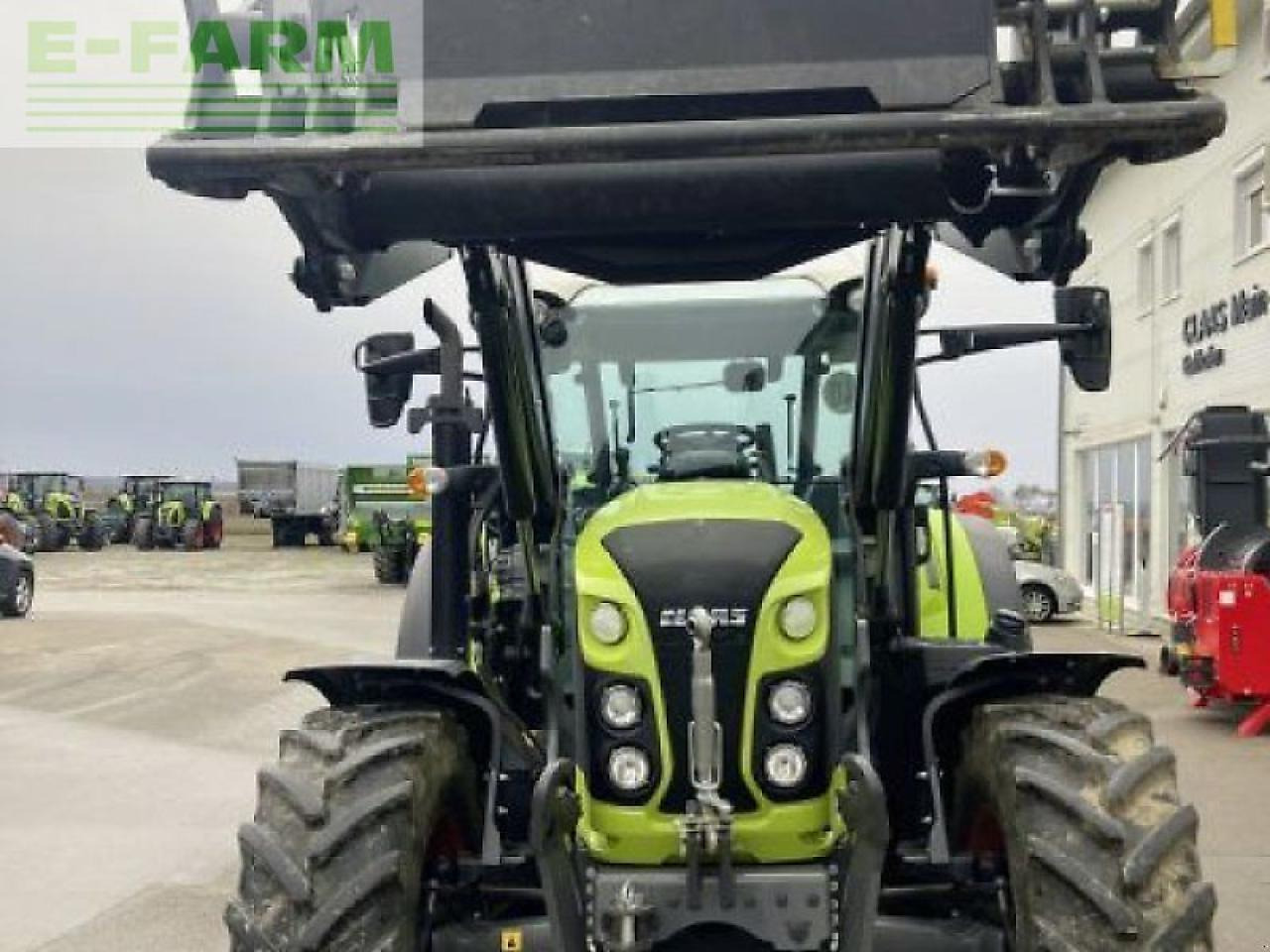 CLAAS arion 440 - Трактор: снимка 2 CLAAS arion 440 - Трактор: снимка 2