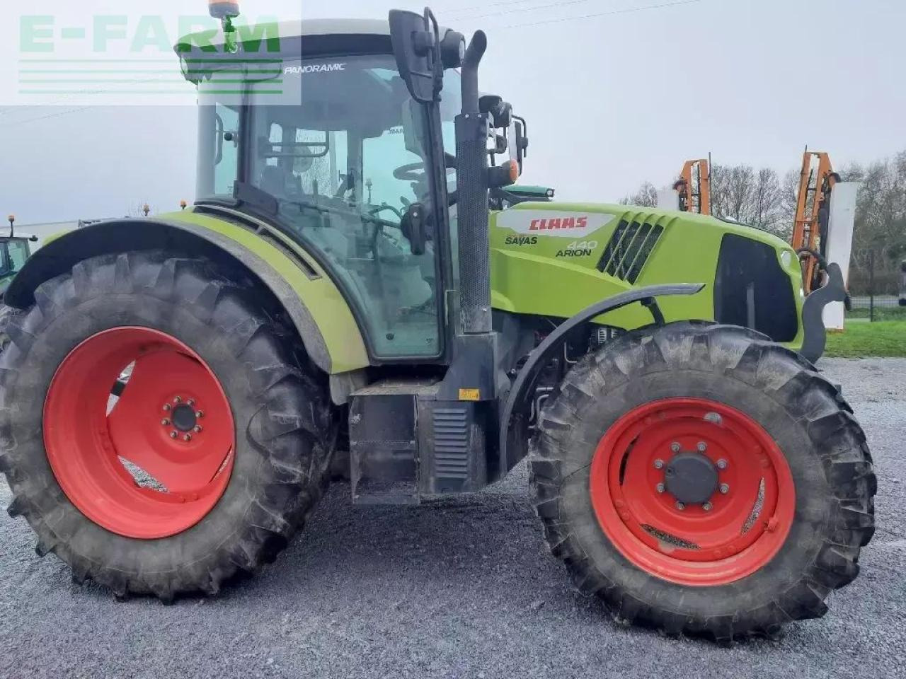CLAAS arion 440 - Трактор: снимка 5 CLAAS arion 440 - Трактор: снимка 5