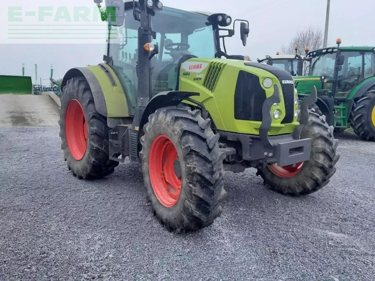 CLAAS arion 440 - Трактор: снимка 2 CLAAS arion 440 - Трактор: снимка 2