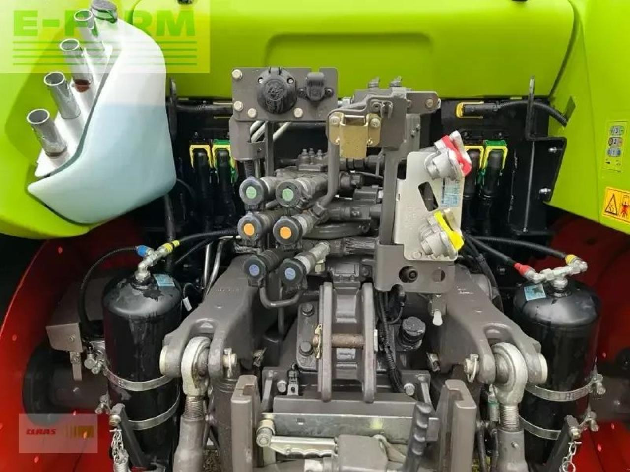 CLAAS arion 440 - Трактор: снимка 3 CLAAS arion 440 - Трактор: снимка 3