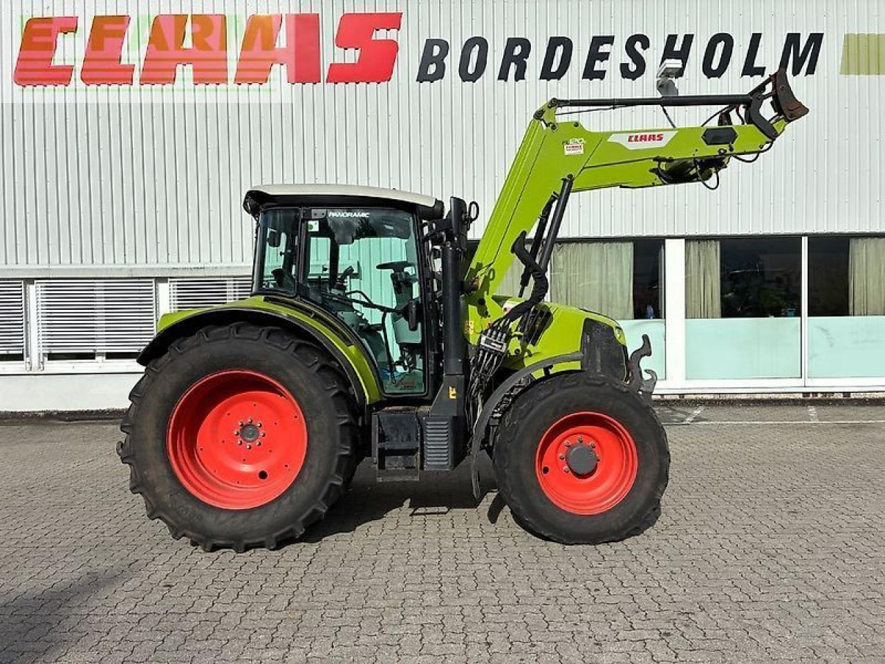 CLAAS arion 450 cis panoramic mit fl 120 c und fkh CIS - Трактор: снимка 3 CLAAS arion 450 cis panoramic mit fl 120 c und fkh CIS - Трактор: снимка 3
