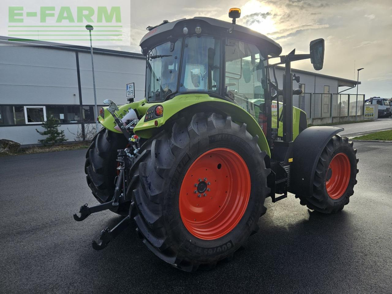 CLAAS arion 470 stage v (cis+) - Трактор: снимка 5 CLAAS arion 470 stage v (cis+) - Трактор: снимка 5