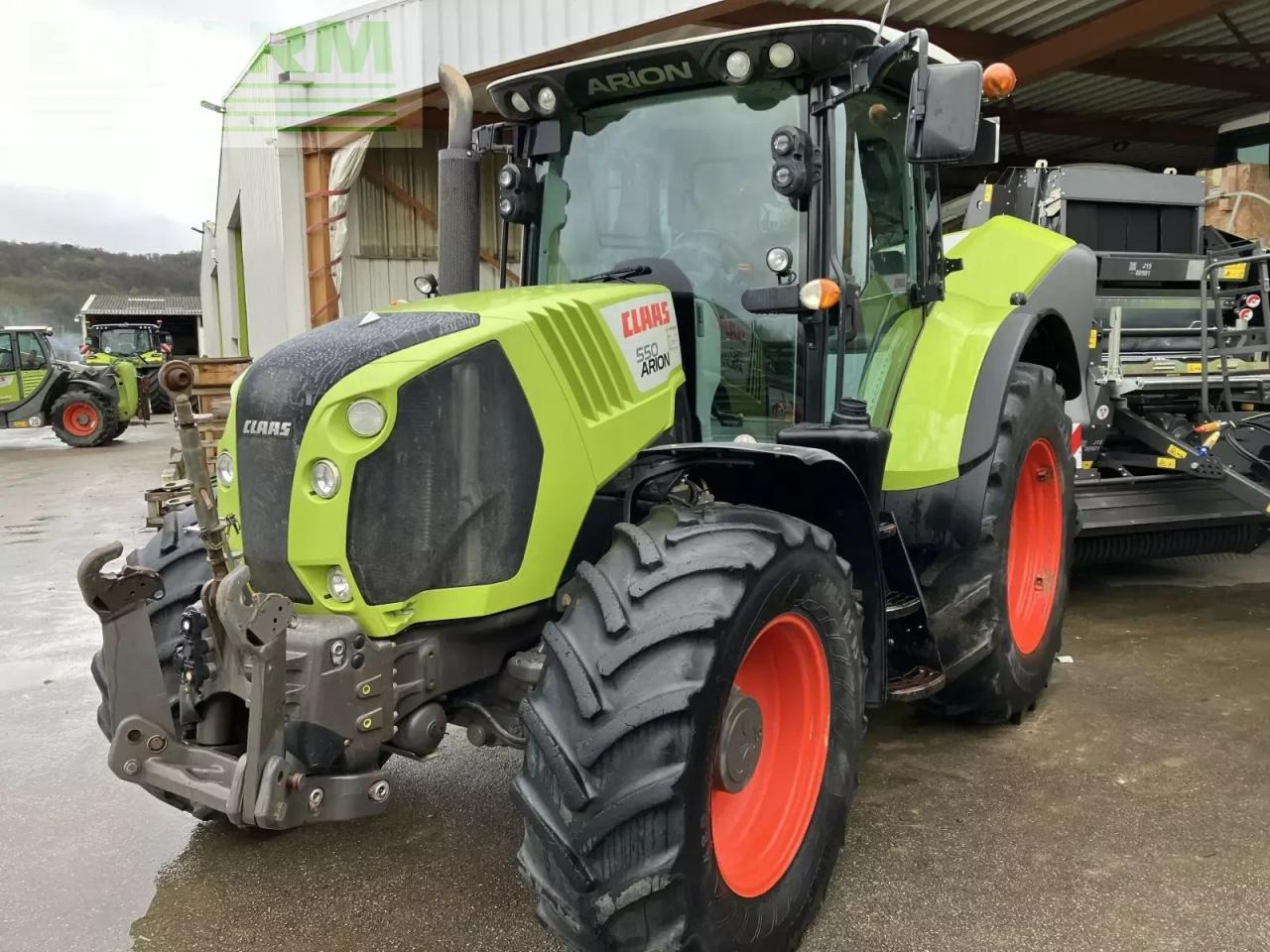CLAAS arion 550 t4i cis CIS - Трактор: снимка 1 CLAAS arion 550 t4i cis CIS - Трактор: снимка 1