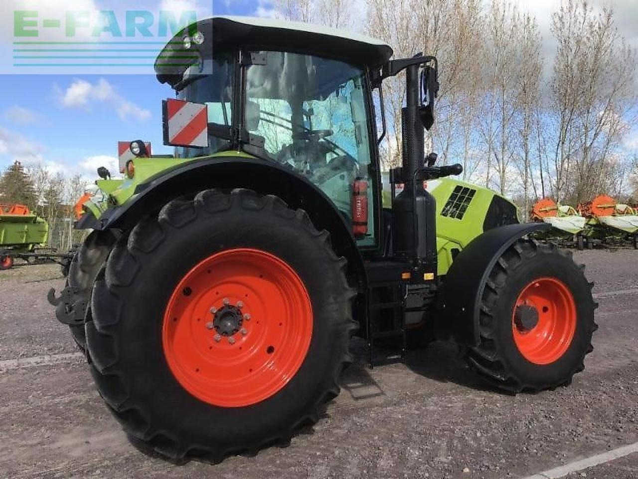 CLAAS arion 610 hexashift - Трактор: снимка 4 CLAAS arion 610 hexashift - Трактор: снимка 4