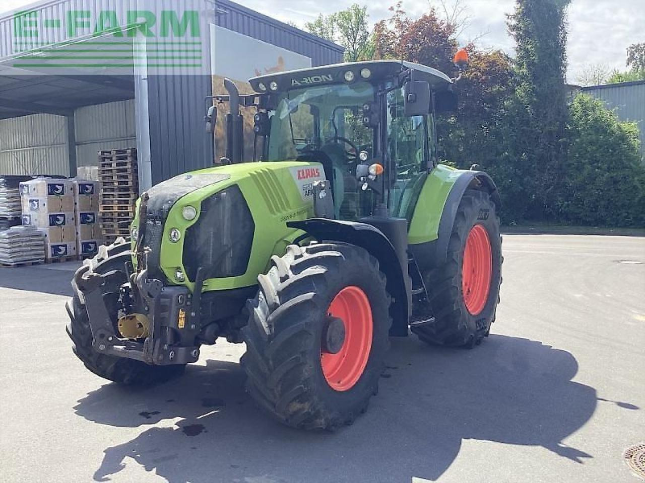 CLAAS arion 620 - Трактор: снимка 1 CLAAS arion 620 - Трактор: снимка 1