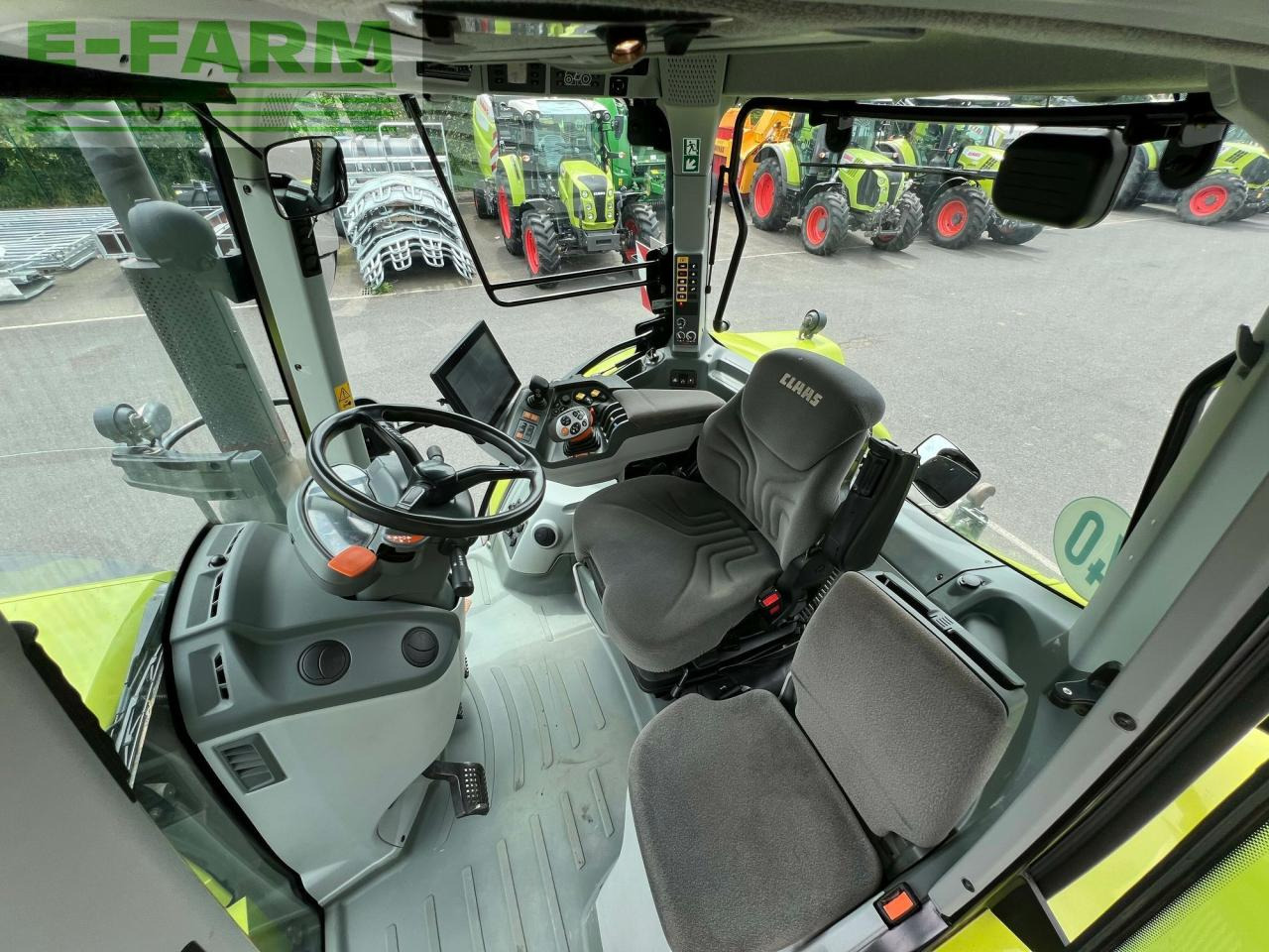Трактор CLAAS arion 630: снимка 9