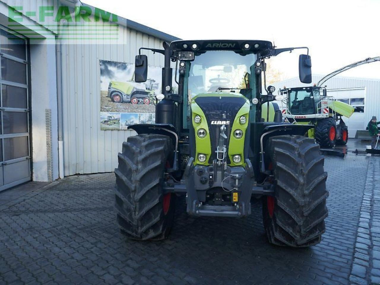 CLAAS arion 630 cmatic cebis CMATIC CEBIS - Трактор: снимка 2 CLAAS arion 630 cmatic cebis CMATIC CEBIS - Трактор: снимка 2