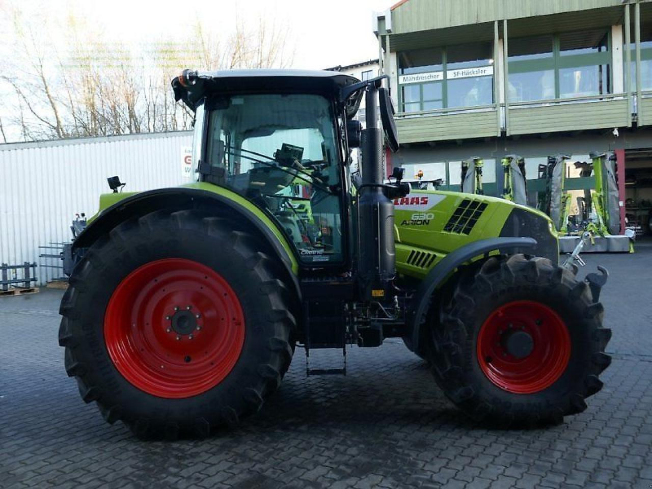 CLAAS arion 630 cmatic cebis CMATIC CEBIS - Трактор: снимка 3 CLAAS arion 630 cmatic cebis CMATIC CEBIS - Трактор: снимка 3