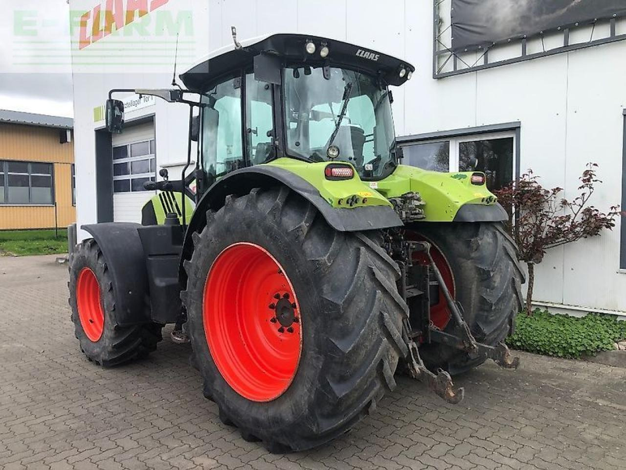 CLAAS arion 650 cmatic CMATIC - Трактор: снимка 3 CLAAS arion 650 cmatic CMATIC - Трактор: снимка 3
