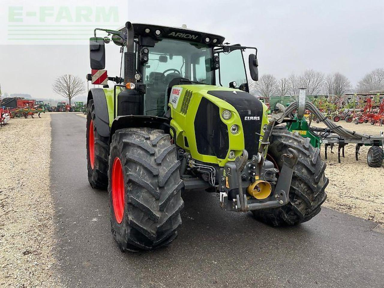 CLAAS arion 660 cis + - Трактор: снимка 1 CLAAS arion 660 cis + - Трактор: снимка 1