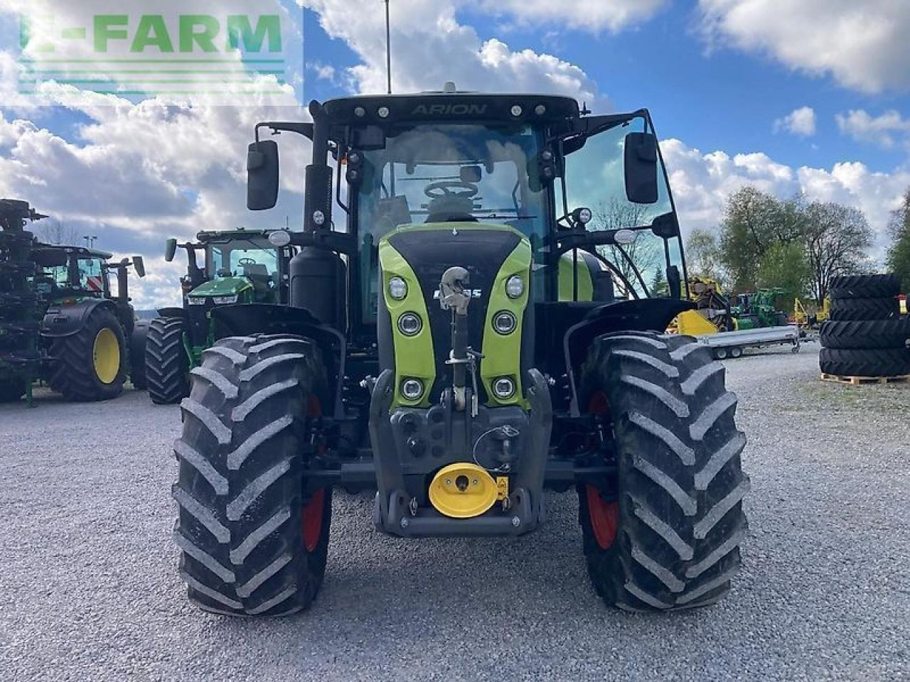 CLAAS arion 660 cmatic - Трактор: снимка 3 CLAAS arion 660 cmatic - Трактор: снимка 3
