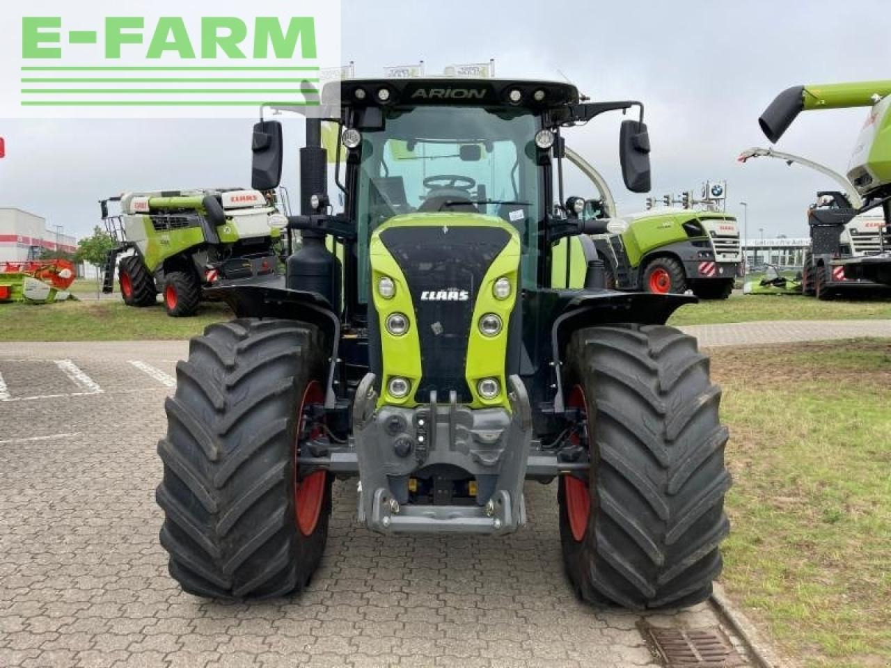 CLAAS arion 660 cmatic cebis CMATIC CEBIS - Трактор: снимка 2 CLAAS arion 660 cmatic cebis CMATIC CEBIS - Трактор: снимка 2