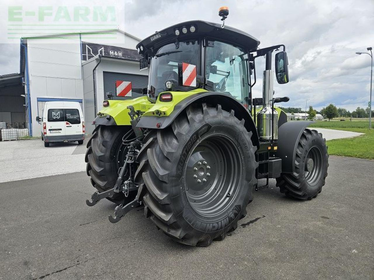 CLAAS arion 660 cmatic cebis CMATIC CEBIS - Трактор: снимка 5 CLAAS arion 660 cmatic cebis CMATIC CEBIS - Трактор: снимка 5