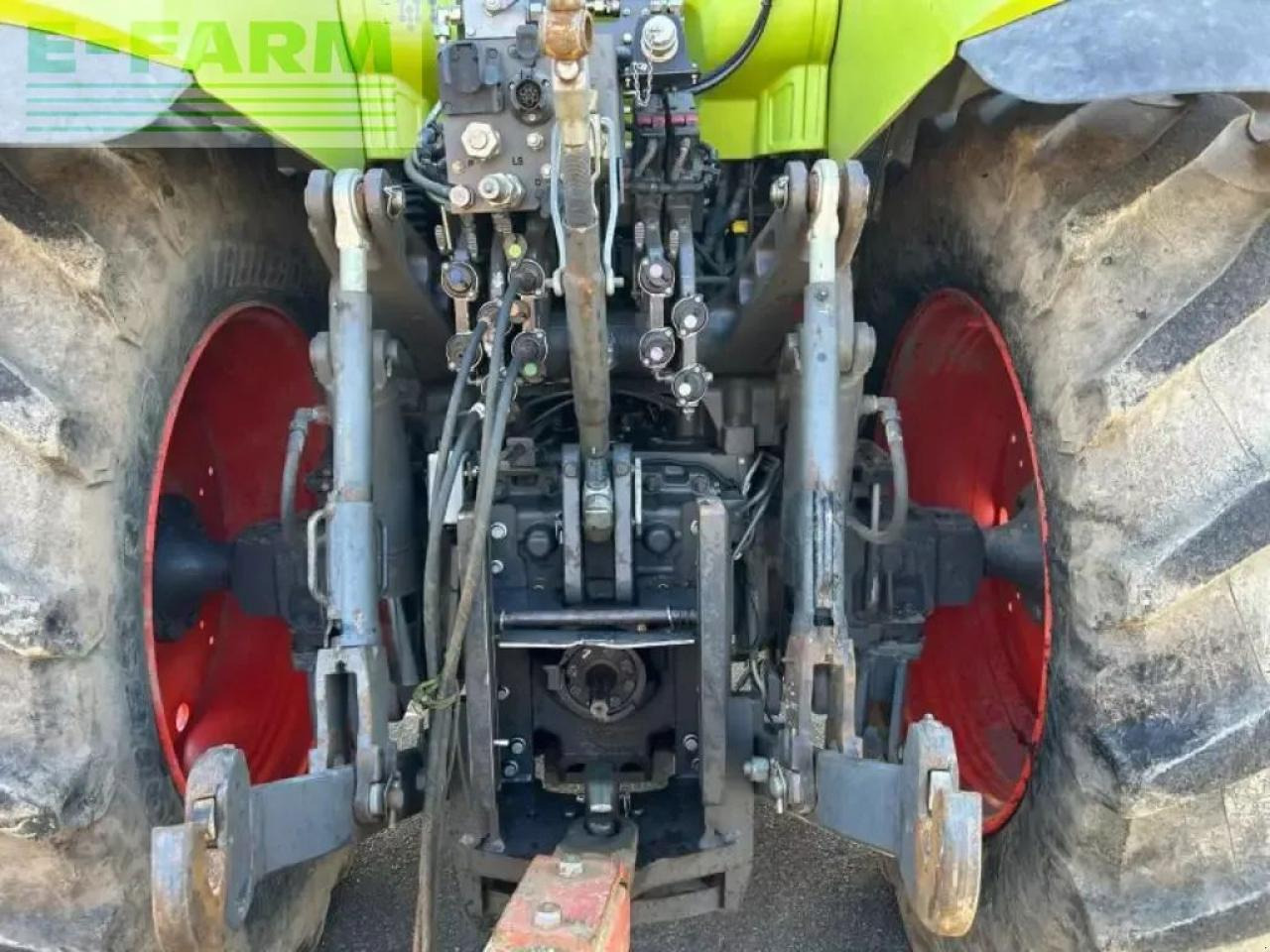 CLAAS axion 800 - Трактор: снимка 5 CLAAS axion 800 - Трактор: снимка 5