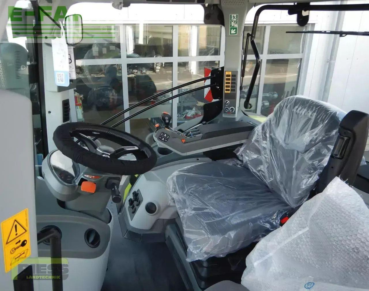 CLAAS axion 800 cis+ hexashift HEXASHIFT CIS+ - Трактор: снимка 4 CLAAS axion 800 cis+ hexashift HEXASHIFT CIS+ - Трактор: снимка 4