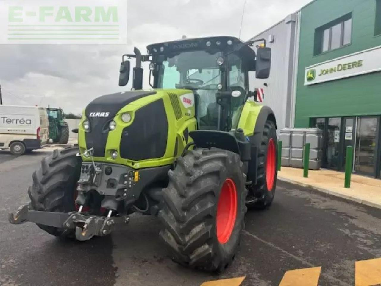 CLAAS axion 810 - Трактор: снимка 1 CLAAS axion 810 - Трактор: снимка 1