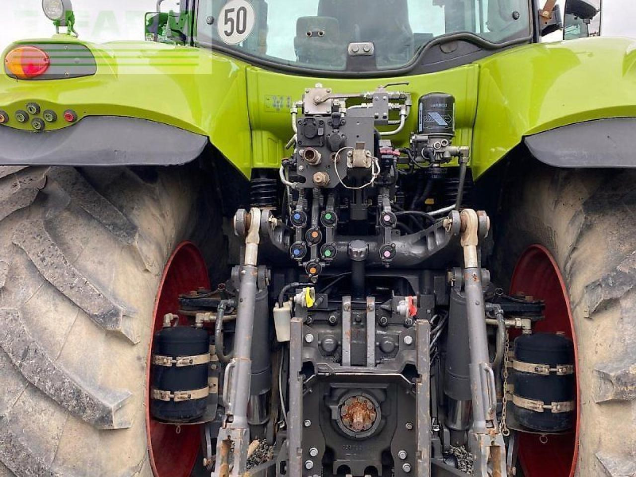 Трактор CLAAS axion 810: снимка 6
