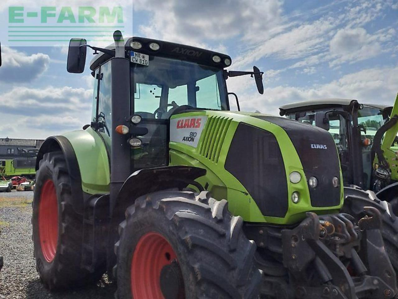 CLAAS axion 810 - Трактор: снимка 1 CLAAS axion 810 - Трактор: снимка 1