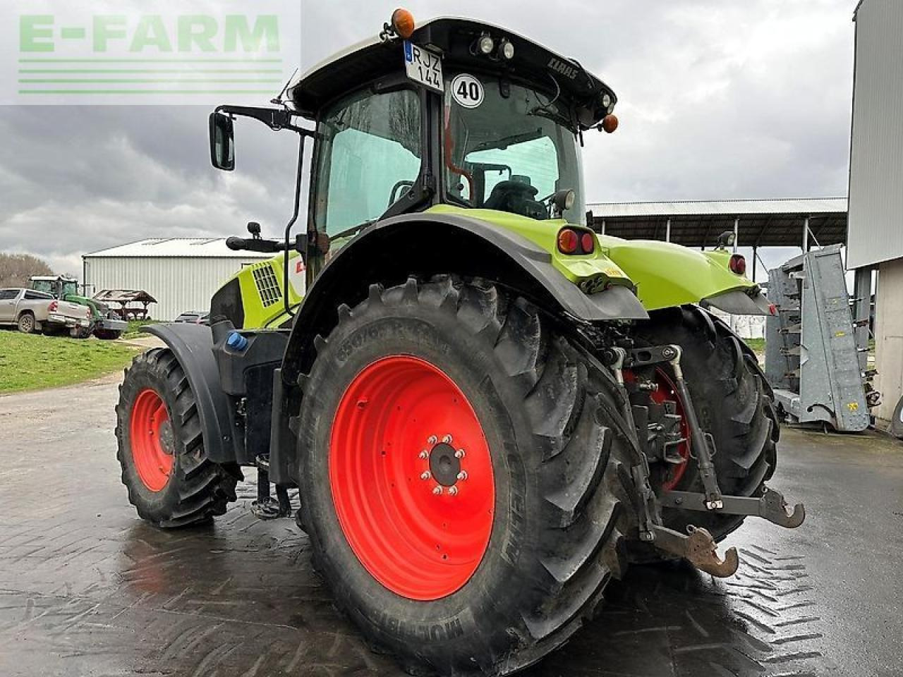 CLAAS axion 810 - Трактор: снимка 3 CLAAS axion 810 - Трактор: снимка 3