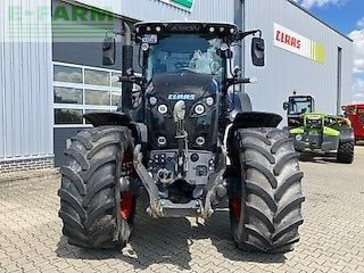 CLAAS axion 810 cebis cmatic CMATIC CEBIS - Трактор: снимка 3 CLAAS axion 810 cebis cmatic CMATIC CEBIS - Трактор: снимка 3