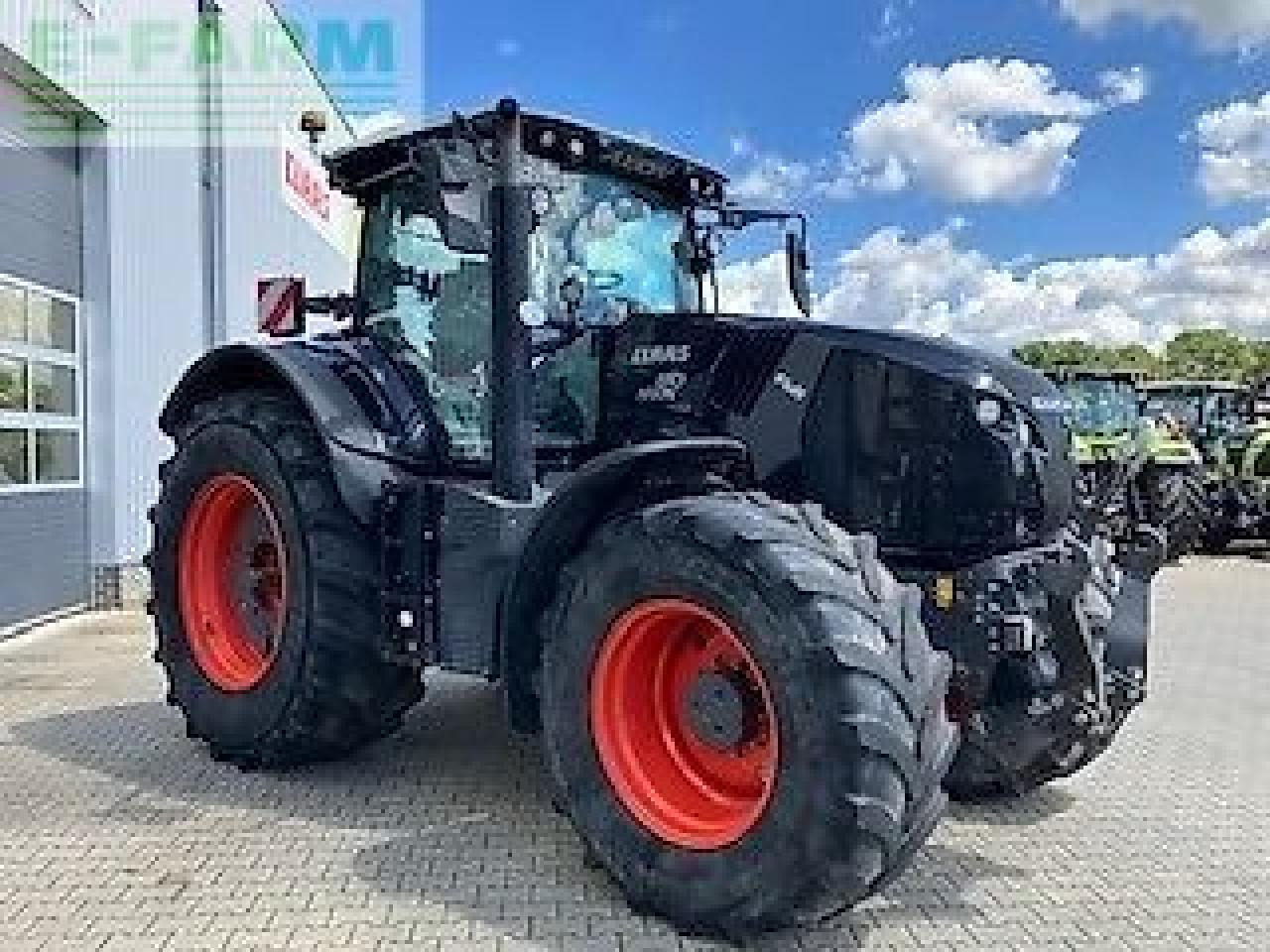 CLAAS axion 810 cebis cmatic CMATIC CEBIS - Трактор: снимка 4 CLAAS axion 810 cebis cmatic CMATIC CEBIS - Трактор: снимка 4