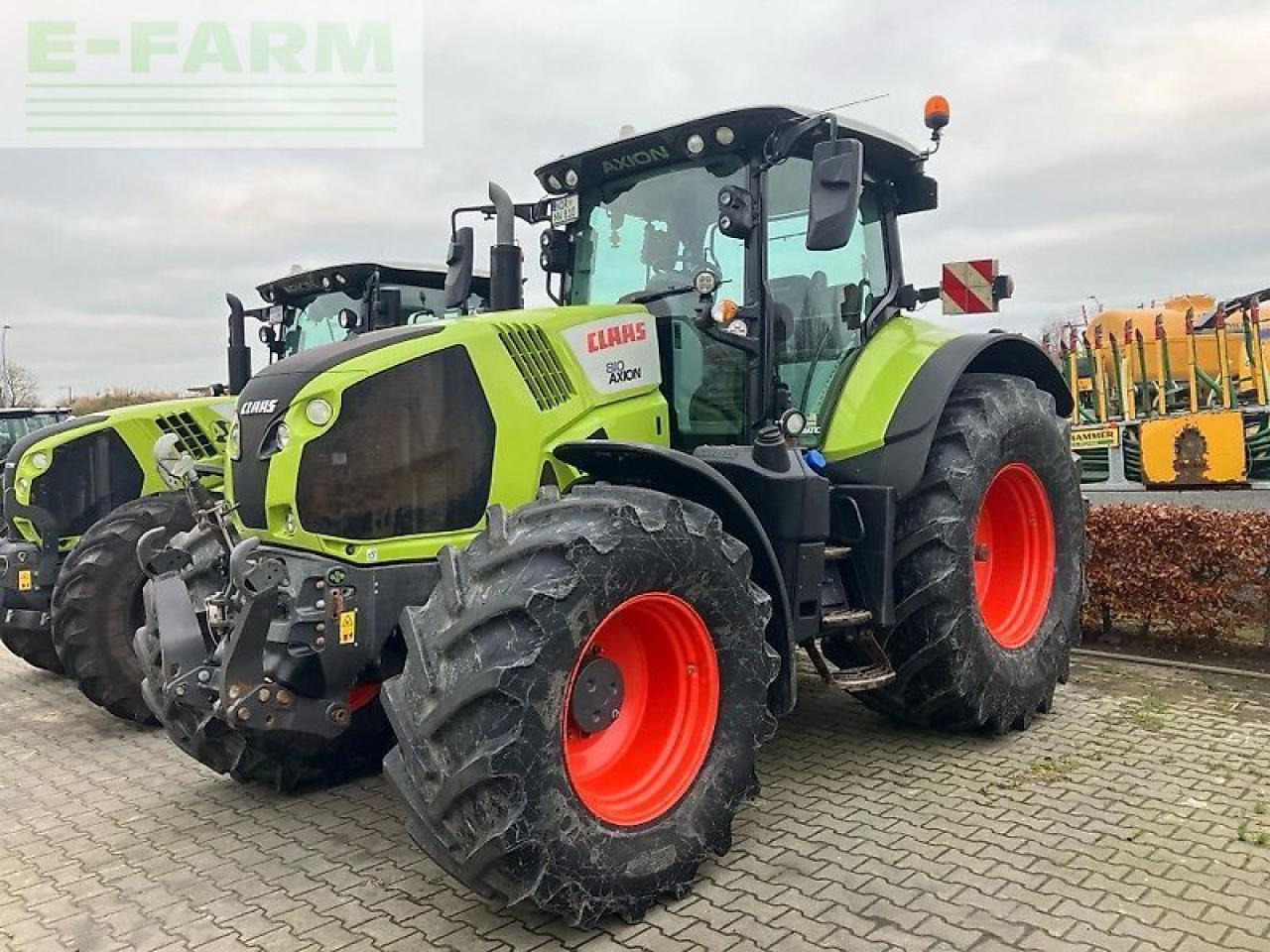 CLAAS axion 810 cis+ cm - Трактор: снимка 3 CLAAS axion 810 cis+ cm - Трактор: снимка 3
