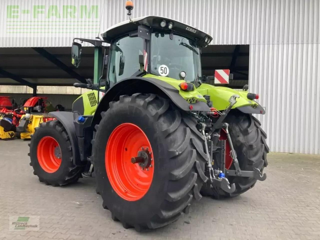 CLAAS axion 810 cm cis+ - Трактор: снимка 3 CLAAS axion 810 cm cis+ - Трактор: снимка 3