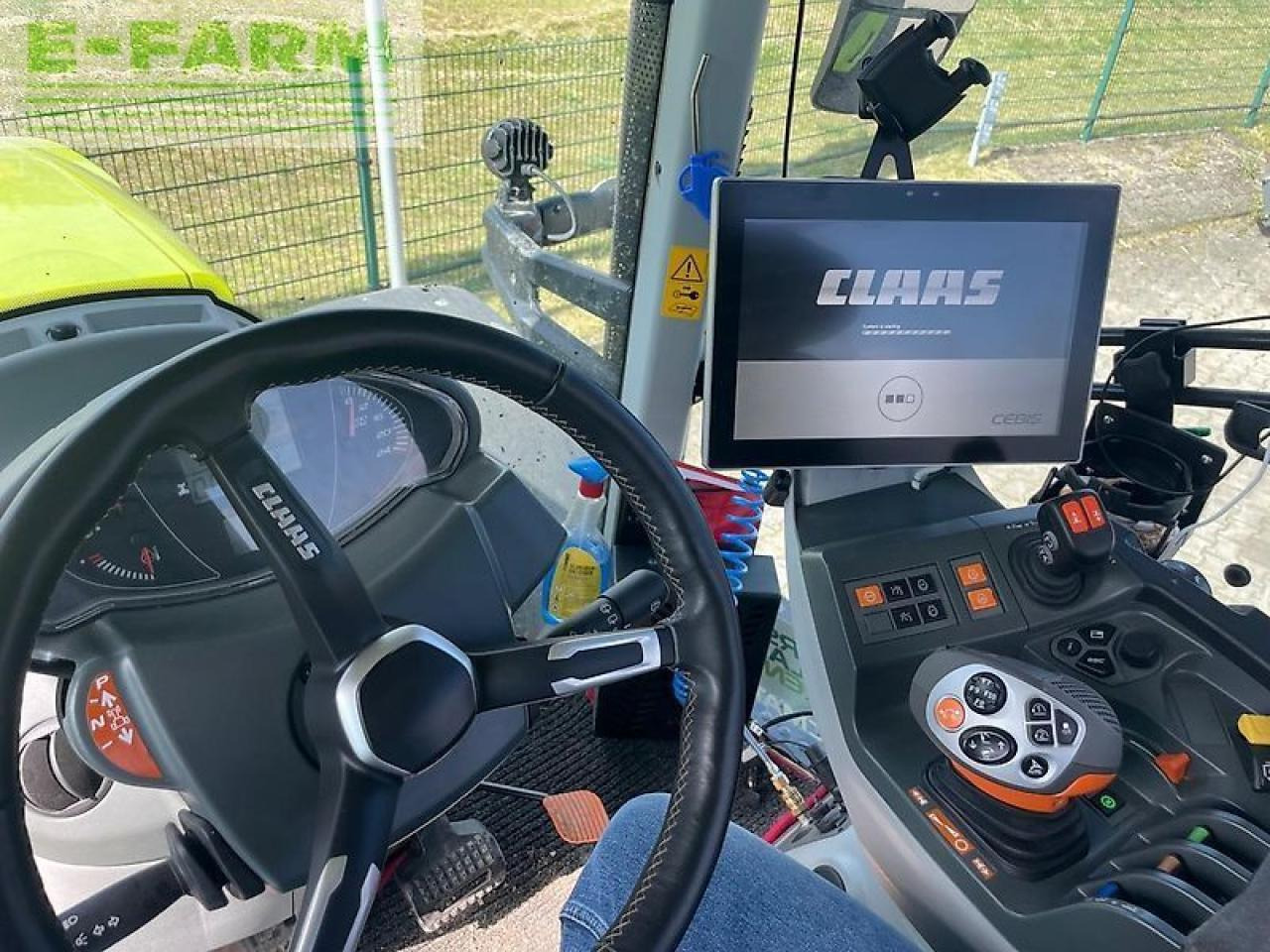 CLAAS axion 810 cmatic CMATIC - Трактор: снимка 5 CLAAS axion 810 cmatic CMATIC - Трактор: снимка 5