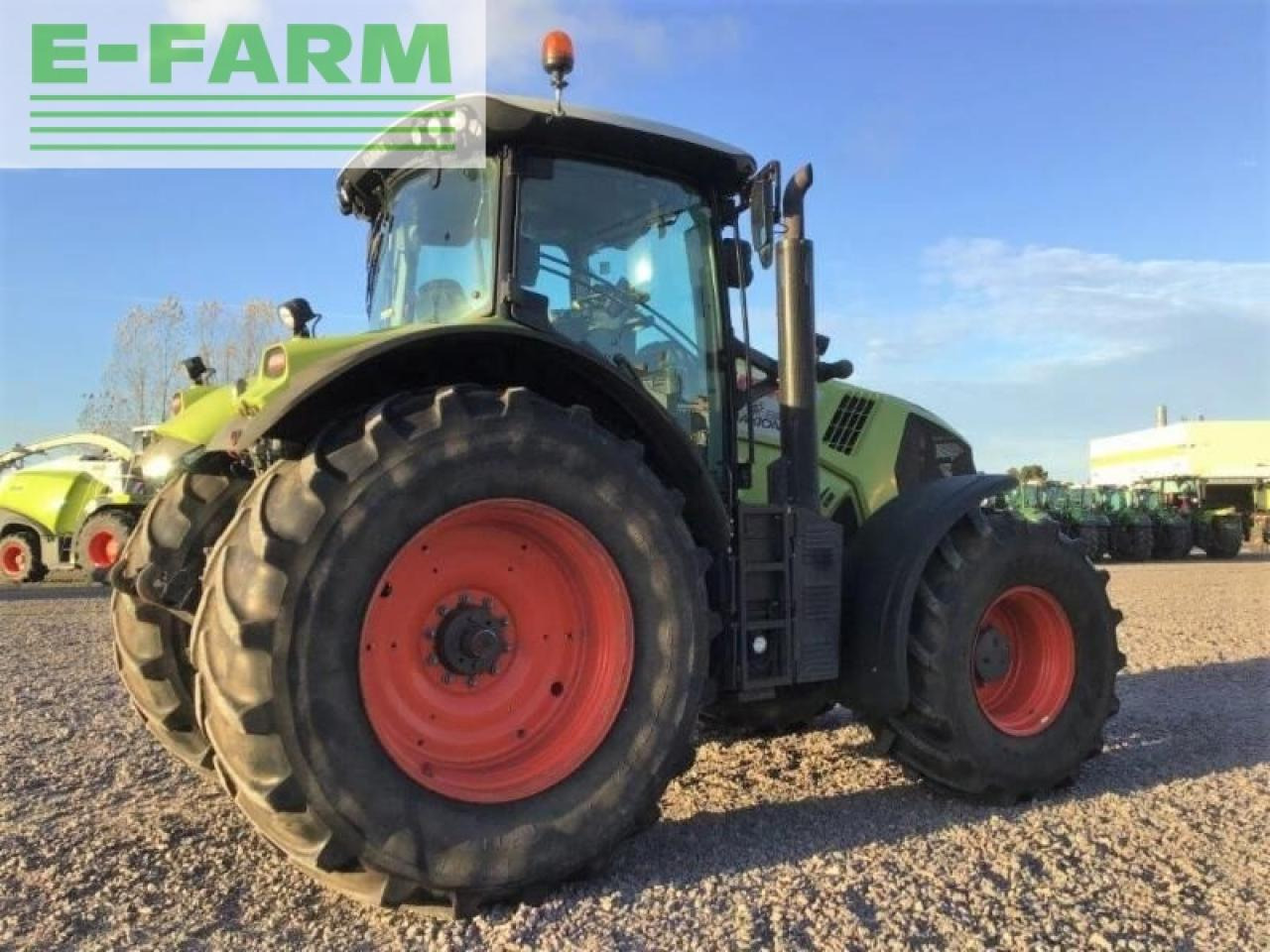 CLAAS axion 810 cmatic - Трактор: снимка 4 CLAAS axion 810 cmatic - Трактор: снимка 4