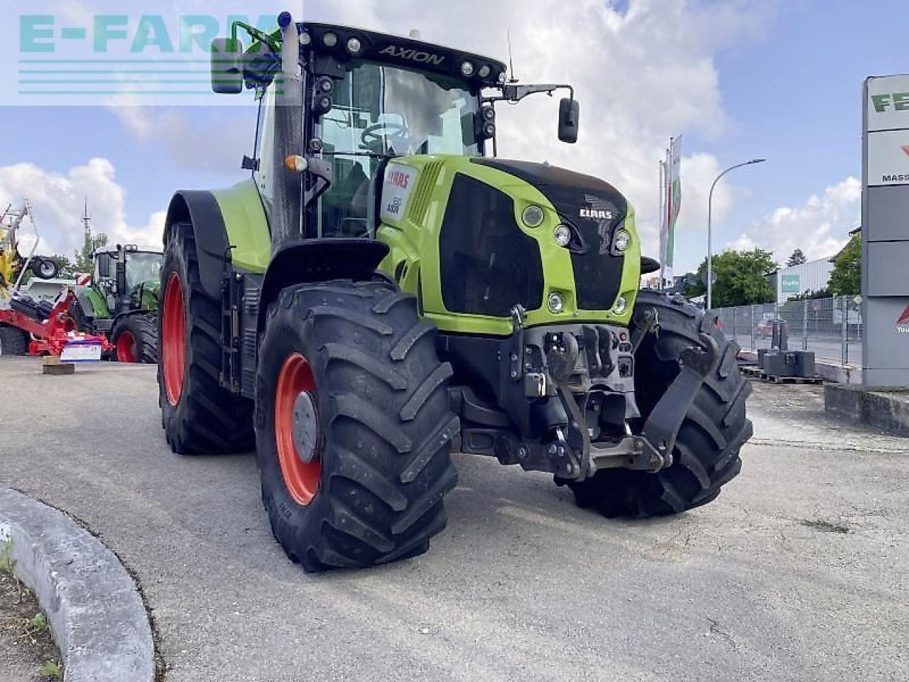 CLAAS axion 830 c-matic CMATIC - Трактор: снимка 2 CLAAS axion 830 c-matic CMATIC - Трактор: снимка 2