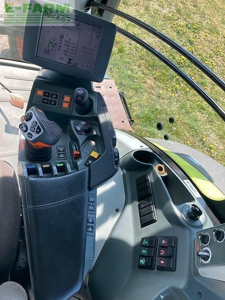 Трактор CLAAS axion 830 cmatic CMATIC: снимка 11 Трактор CLAAS axion 830 cmatic CMATIC: снимка 11