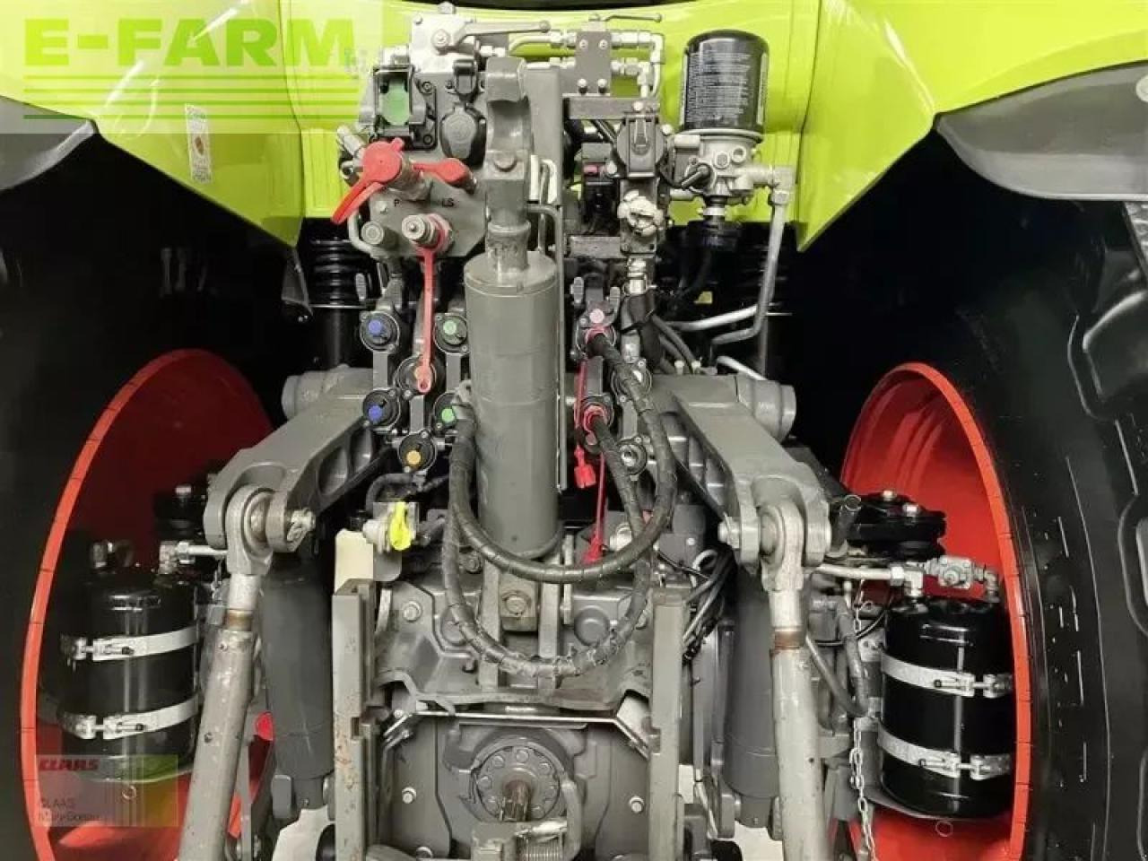 CLAAS axion 830 cmatic cebis + rda CMATIC CEBIS - Трактор: снимка 3 CLAAS axion 830 cmatic cebis + rda CMATIC CEBIS - Трактор: снимка 3