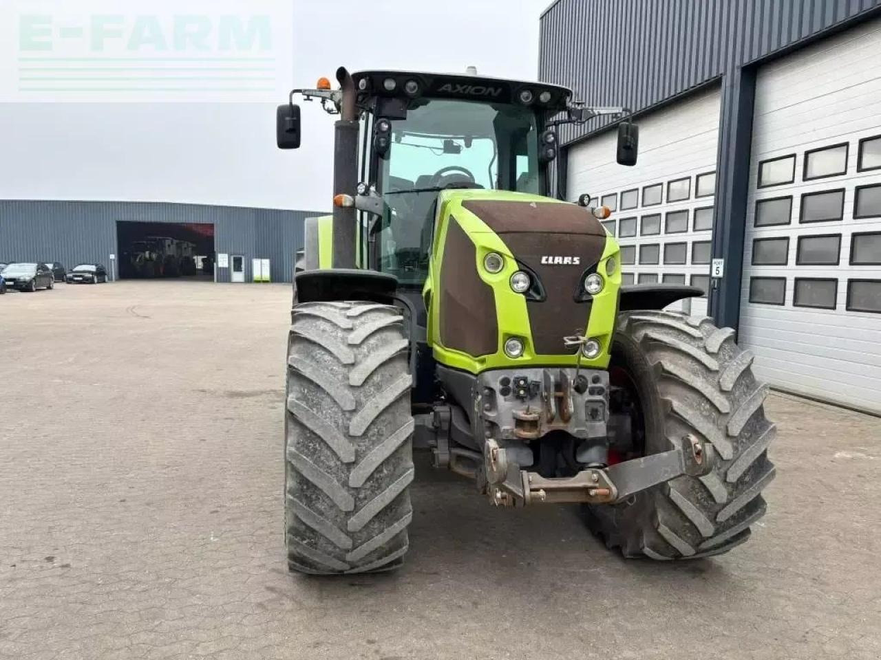 CLAAS axion 850 cebis - Трактор: снимка 3 CLAAS axion 850 cebis - Трактор: снимка 3