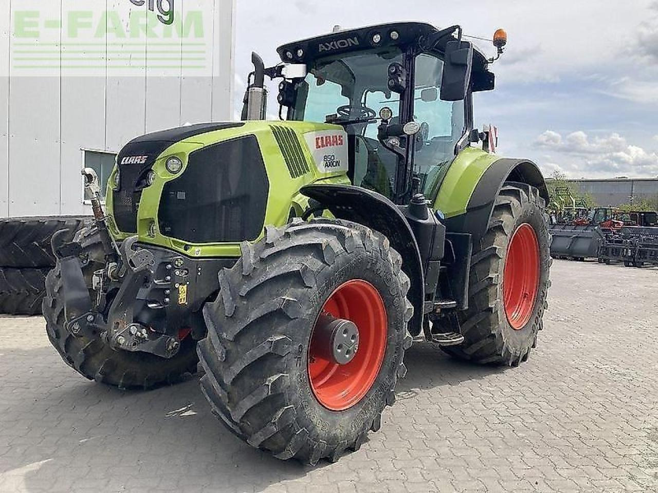 CLAAS axion 850 cebis - Трактор: снимка 2 CLAAS axion 850 cebis - Трактор: снимка 2