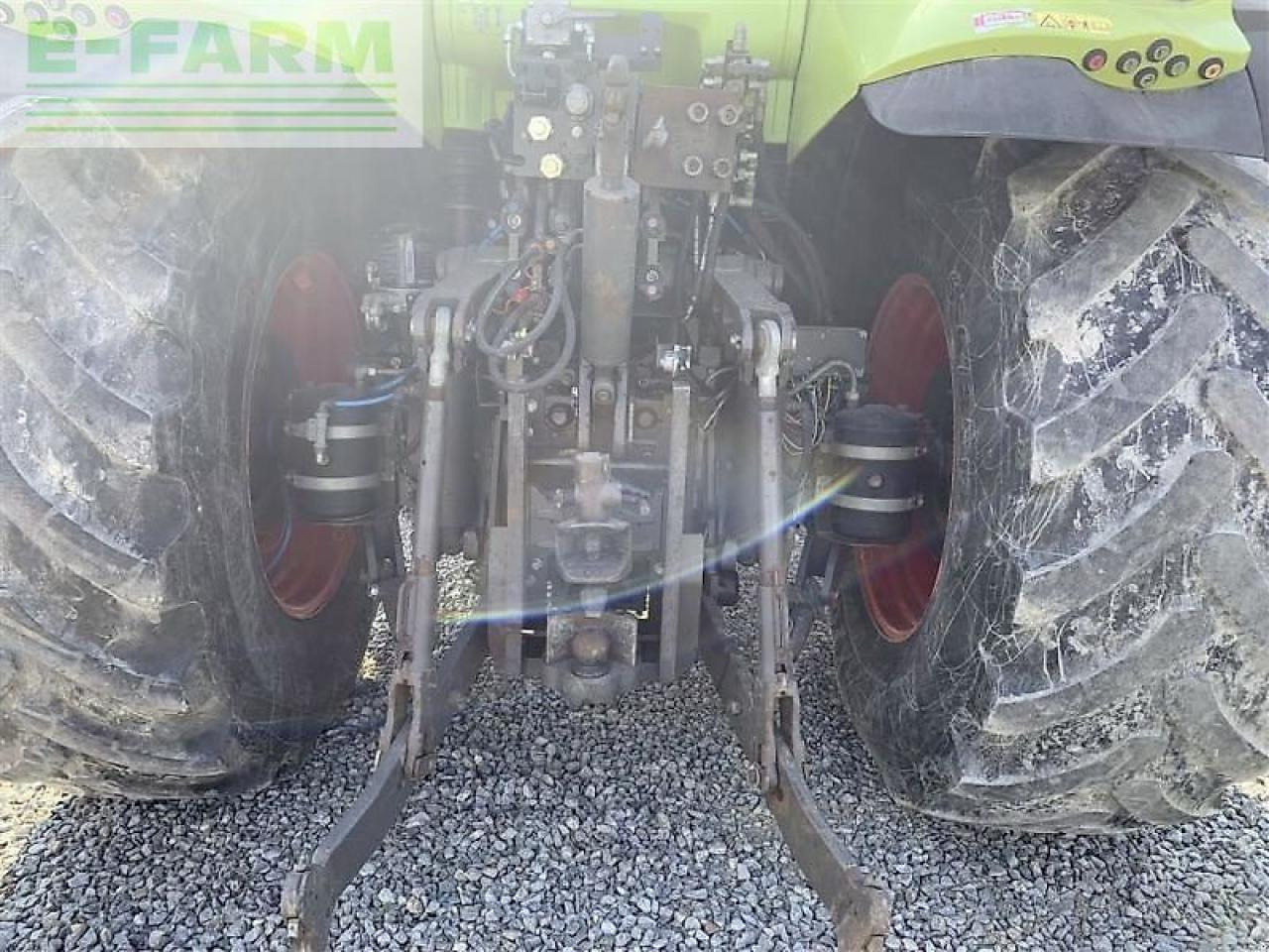 CLAAS axion 850 cebis - Трактор: снимка 5 CLAAS axion 850 cebis - Трактор: снимка 5