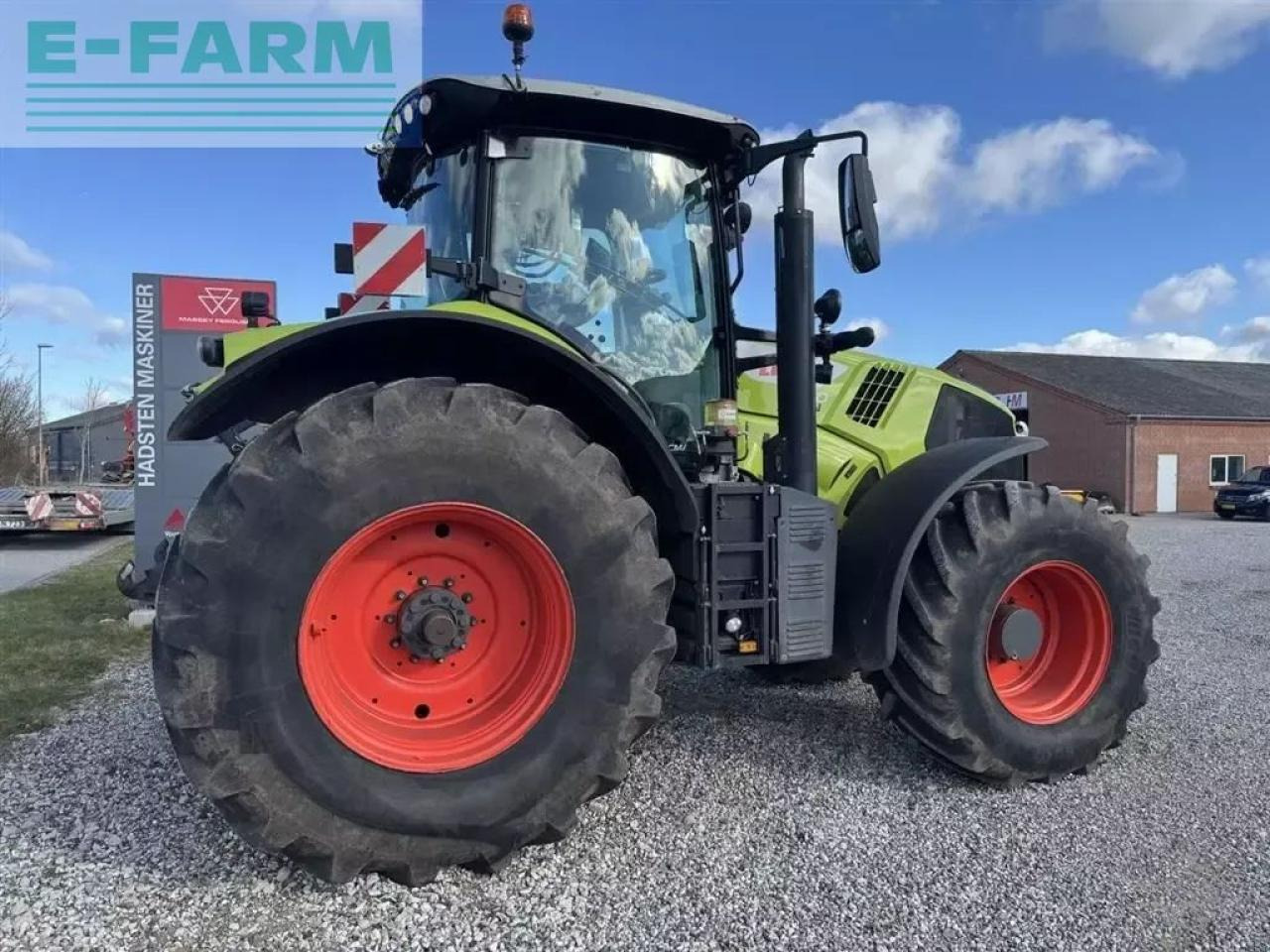 CLAAS axion 850 cmatic - Трактор: снимка 4 CLAAS axion 850 cmatic - Трактор: снимка 4