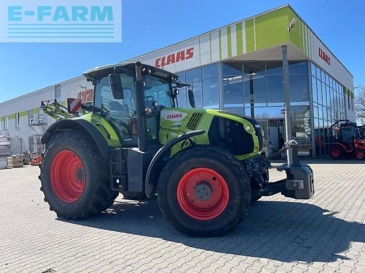 CLAAS axion 850 cmatic - stage v ci - Трактор: снимка 1 CLAAS axion 850 cmatic - stage v ci - Трактор: снимка 1