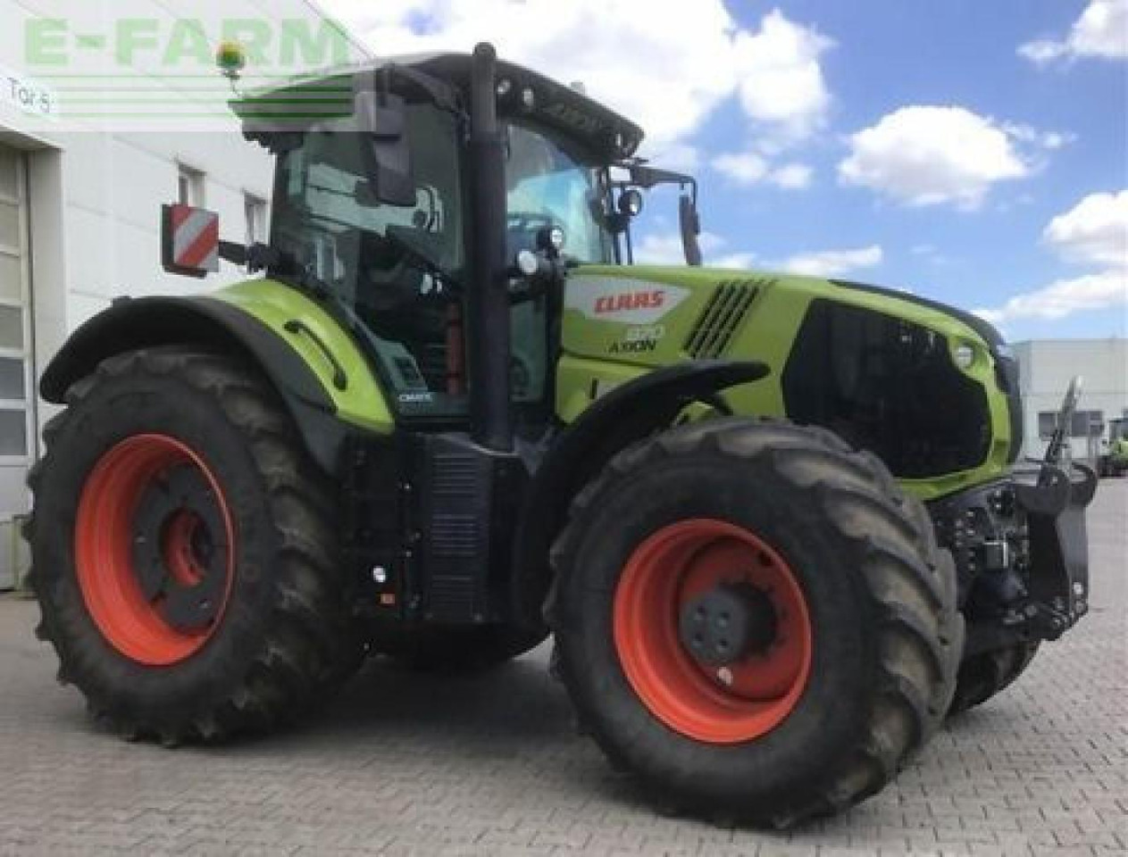CLAAS axion 870 - Трактор: снимка 2 CLAAS axion 870 - Трактор: снимка 2