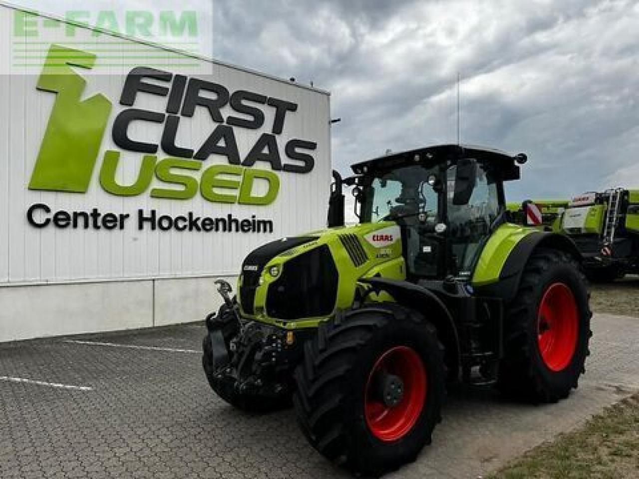 CLAAS axion 870 - Трактор: снимка 1 CLAAS axion 870 - Трактор: снимка 1
